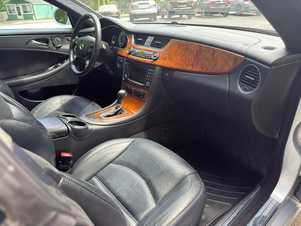 Mercedes-Benz CLS-Class CLS55 AMG 2006