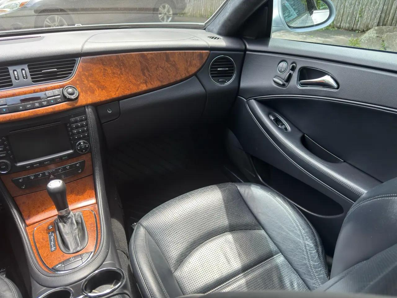 Mercedes-Benz CLS-Class CLS55 AMG 2006