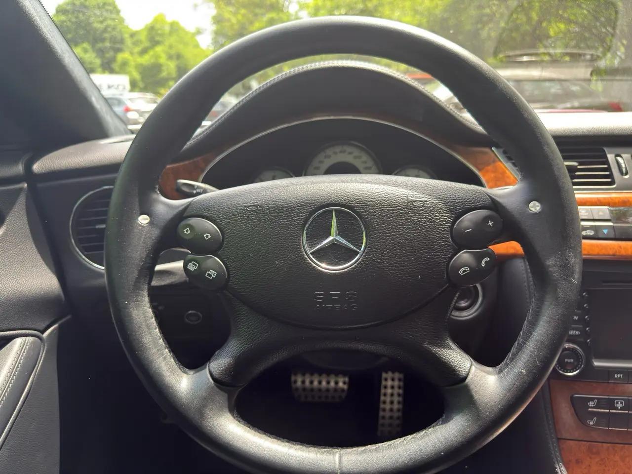 Mercedes-Benz CLS-Class CLS55 AMG 2006