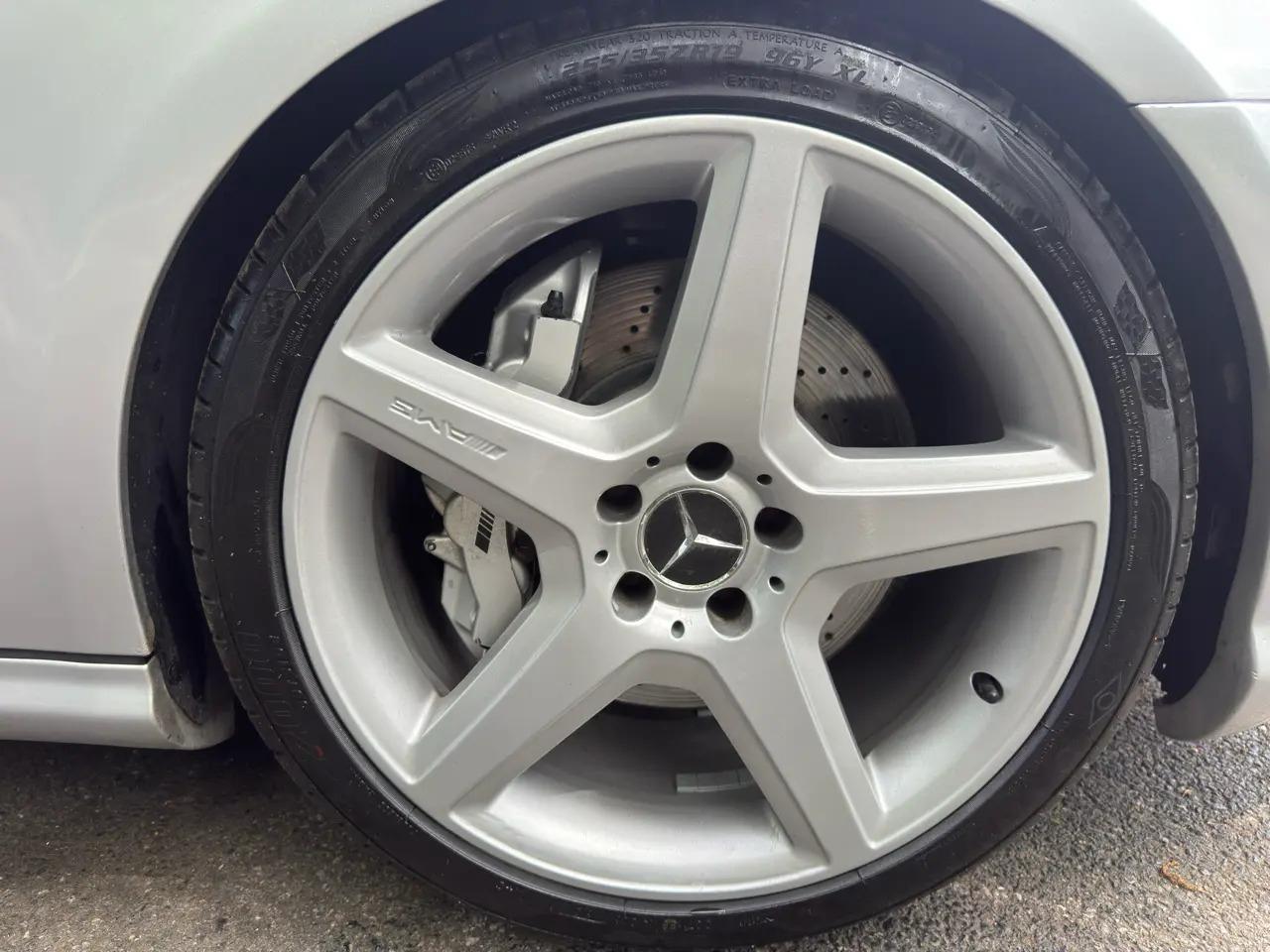Mercedes-Benz CLS-Class CLS55 AMG 2006