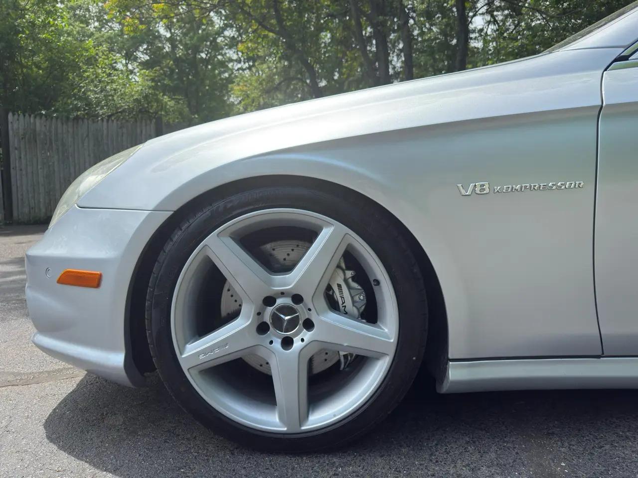 Mercedes-Benz CLS-Class CLS55 AMG 2006
