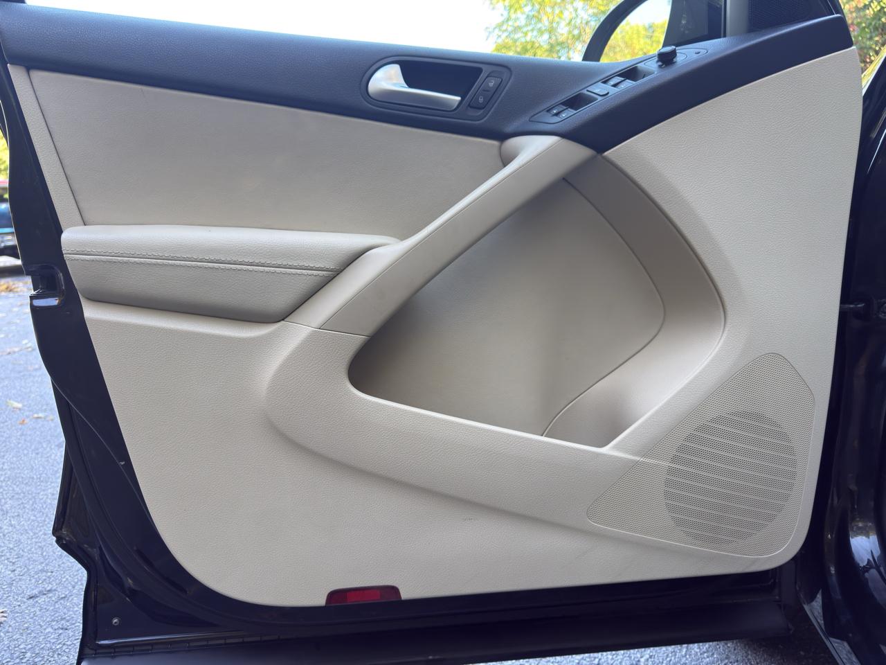 Volkswagen Tiguan S 4Motion 2016
