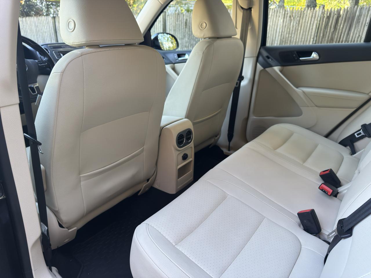 Volkswagen Tiguan S 4Motion 2016