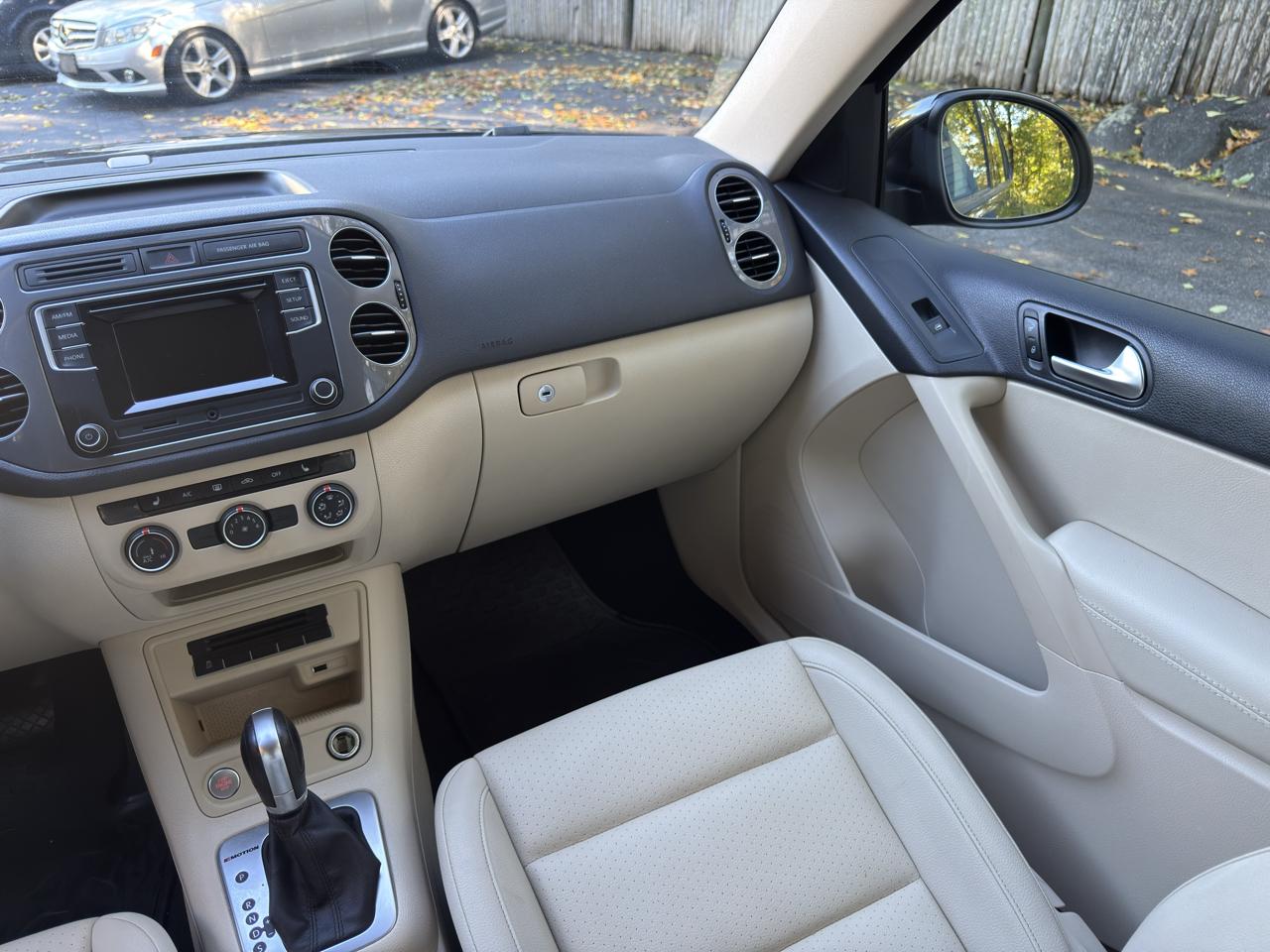 Volkswagen Tiguan S 4Motion 2016