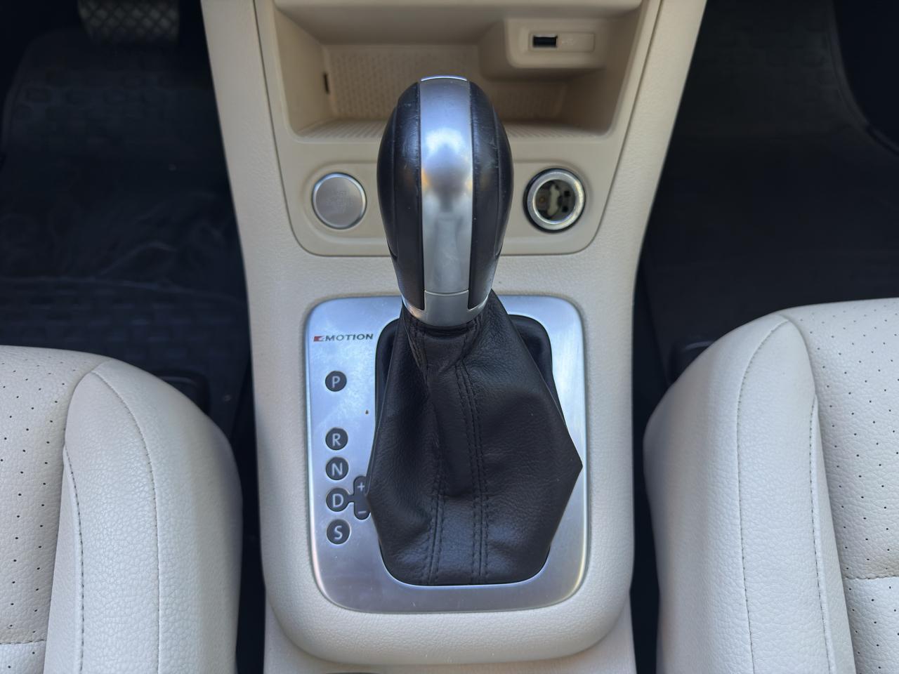 Volkswagen Tiguan S 4Motion 2016