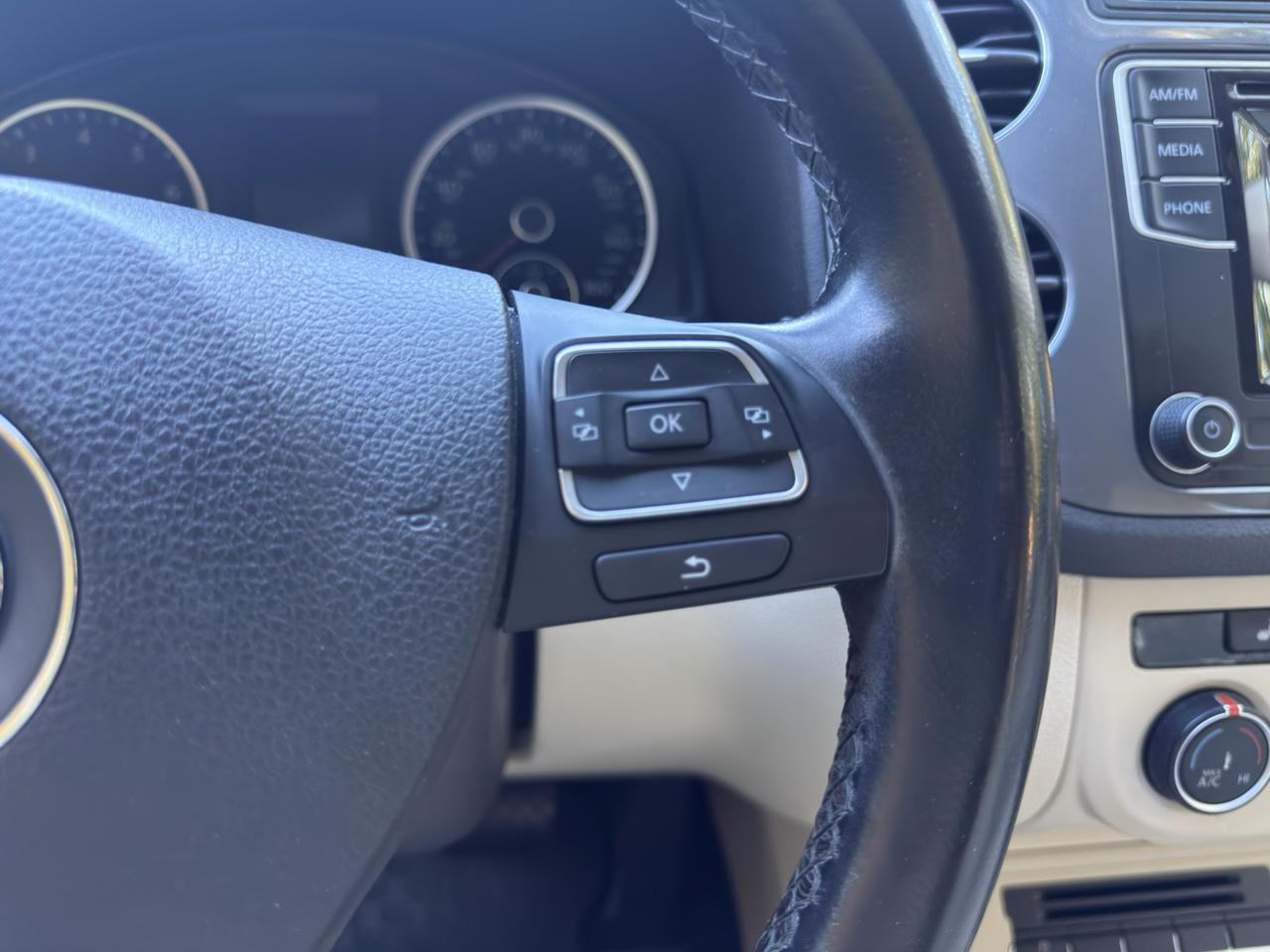 Volkswagen Tiguan S 4Motion 2016