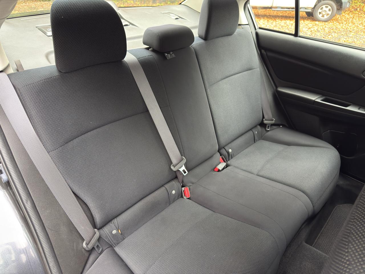 Subaru Impreza Premium 4-Door w/All Weather Package 2012