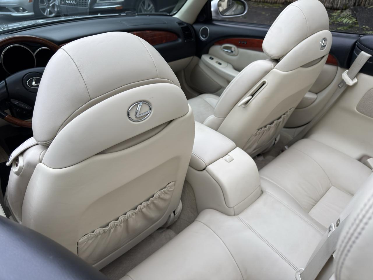 Lexus SC 430 Convertible 2006