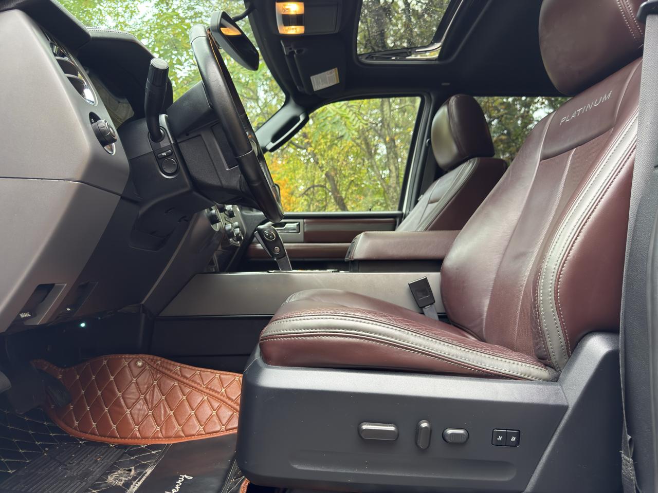 Ford Expedition Platinum 4WD 2017