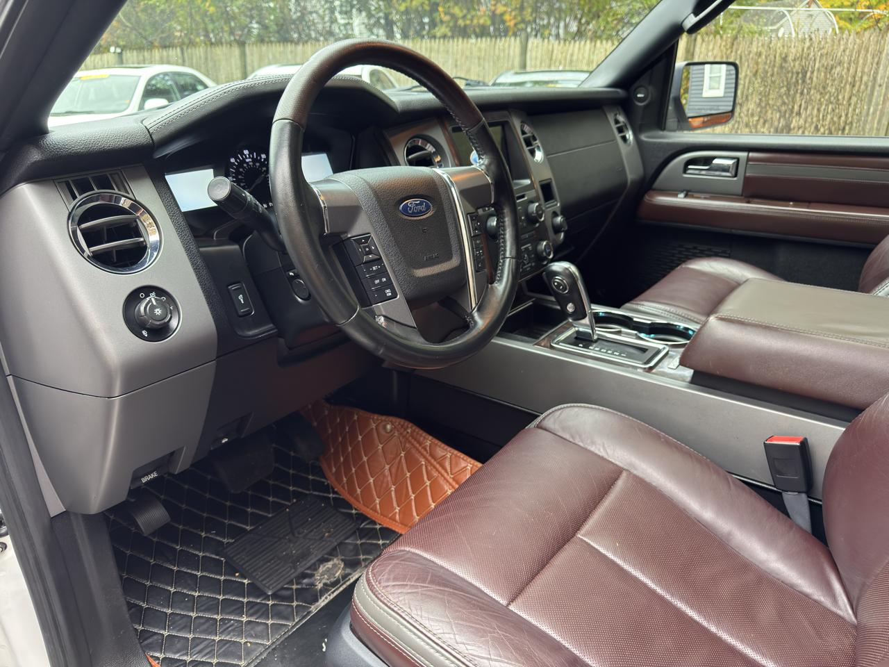 Ford Expedition Platinum 4WD 2017
