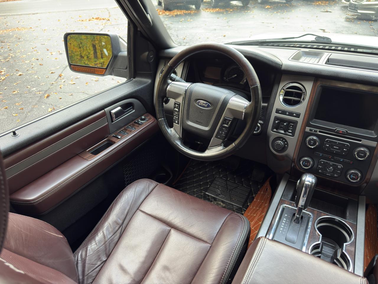 Ford Expedition Platinum 4WD 2017