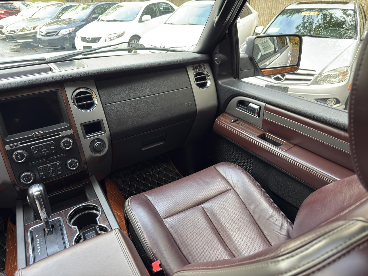 Ford Expedition Platinum 4WD 2017