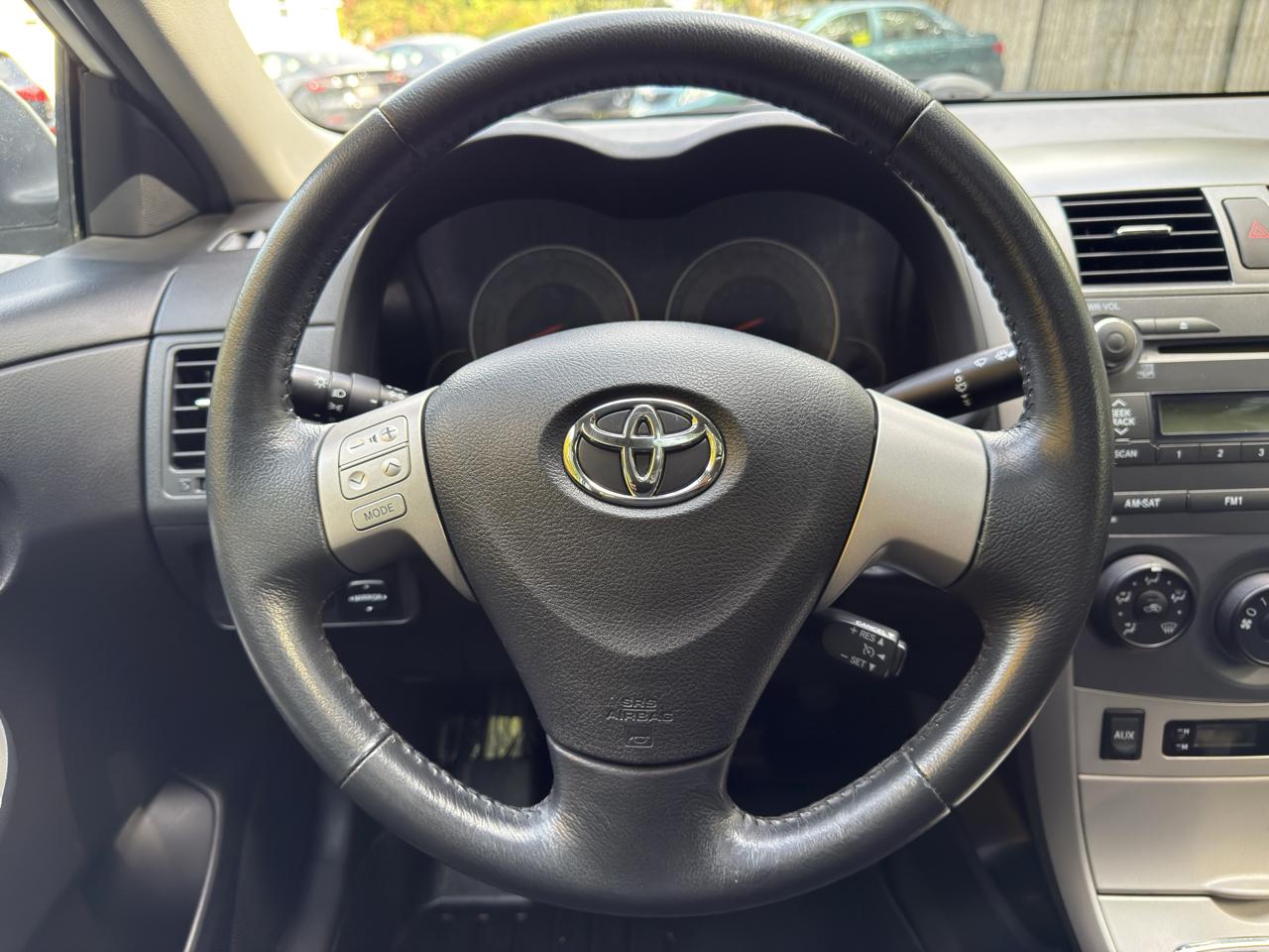 Toyota Corolla S 5-Speed MT 2010