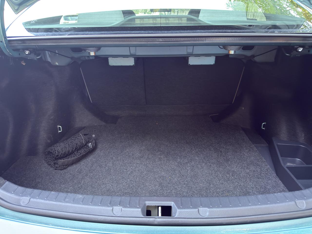 Toyota Corolla LE 4-Speed AT 2009
