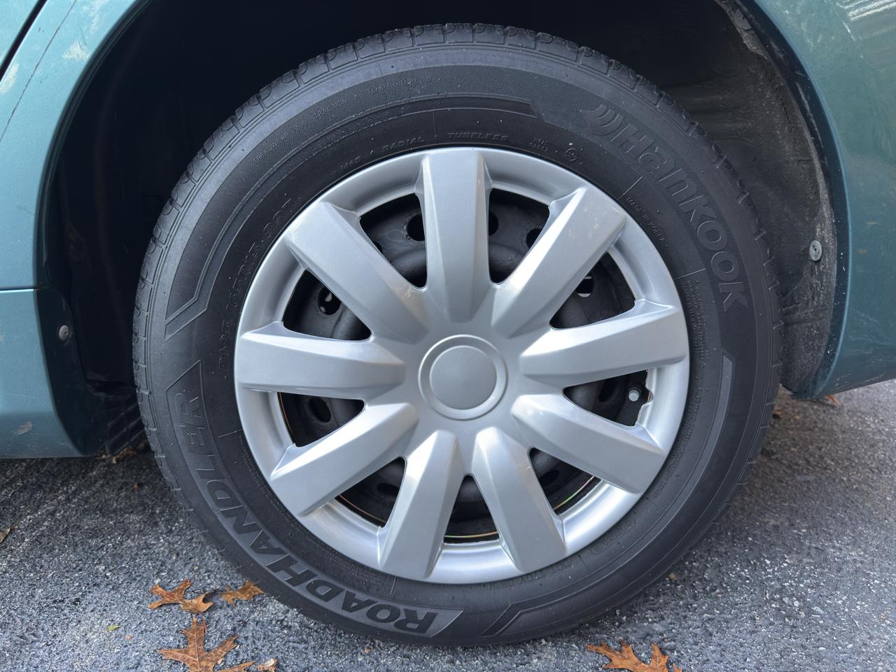 Toyota Corolla LE 4-Speed AT 2009