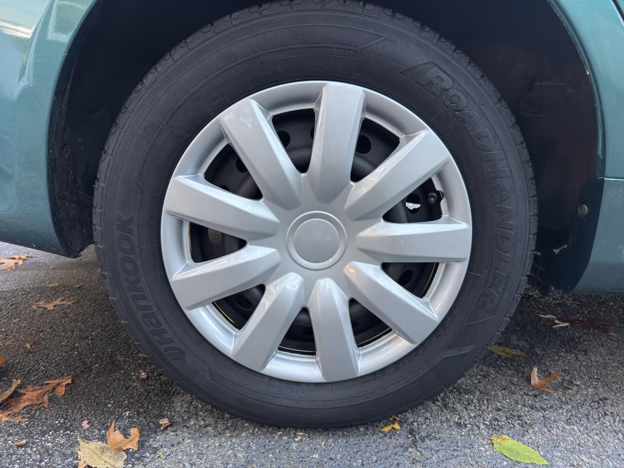 Toyota Corolla LE 4-Speed AT 2009
