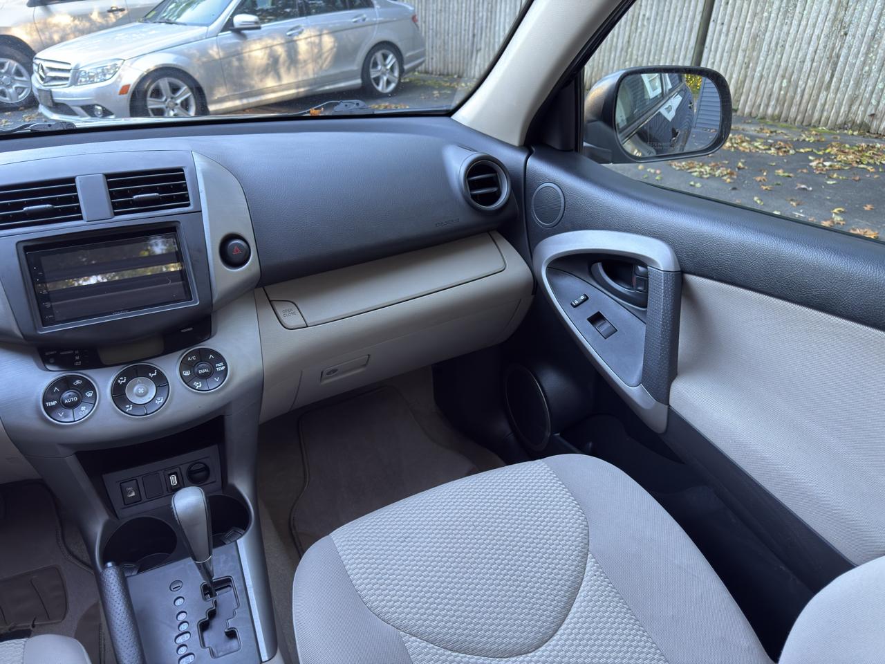 Toyota RAV4 Limited V6 4WD 2008