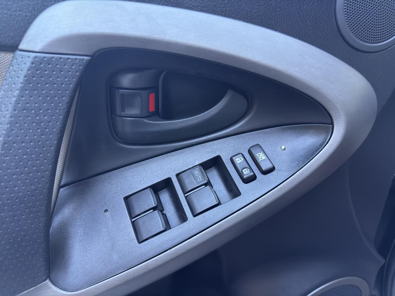 Toyota RAV4 Limited V6 4WD 2008
