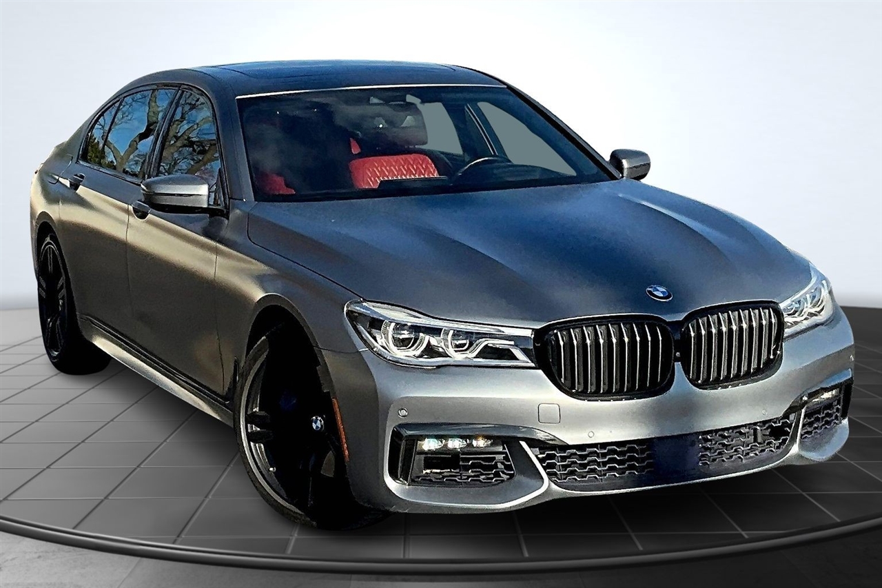 2017 Bmw B7 photo 3