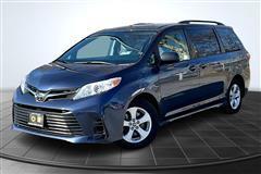2019 Toyota Sienna 