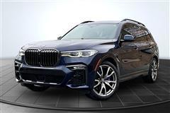 2021 BMW X7 