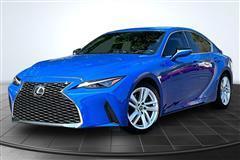 2021 Lexus IS 