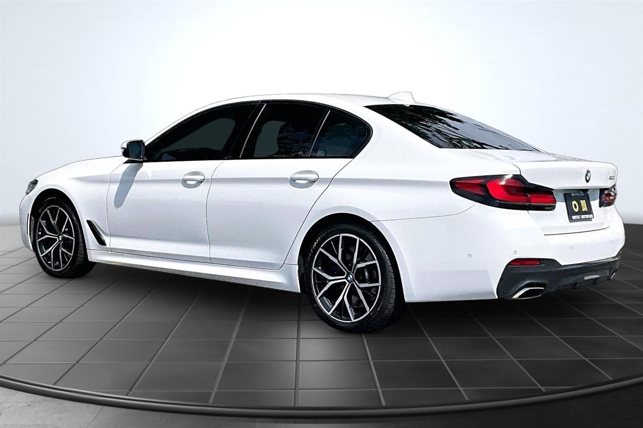 BMW 5-Series 540i 2021