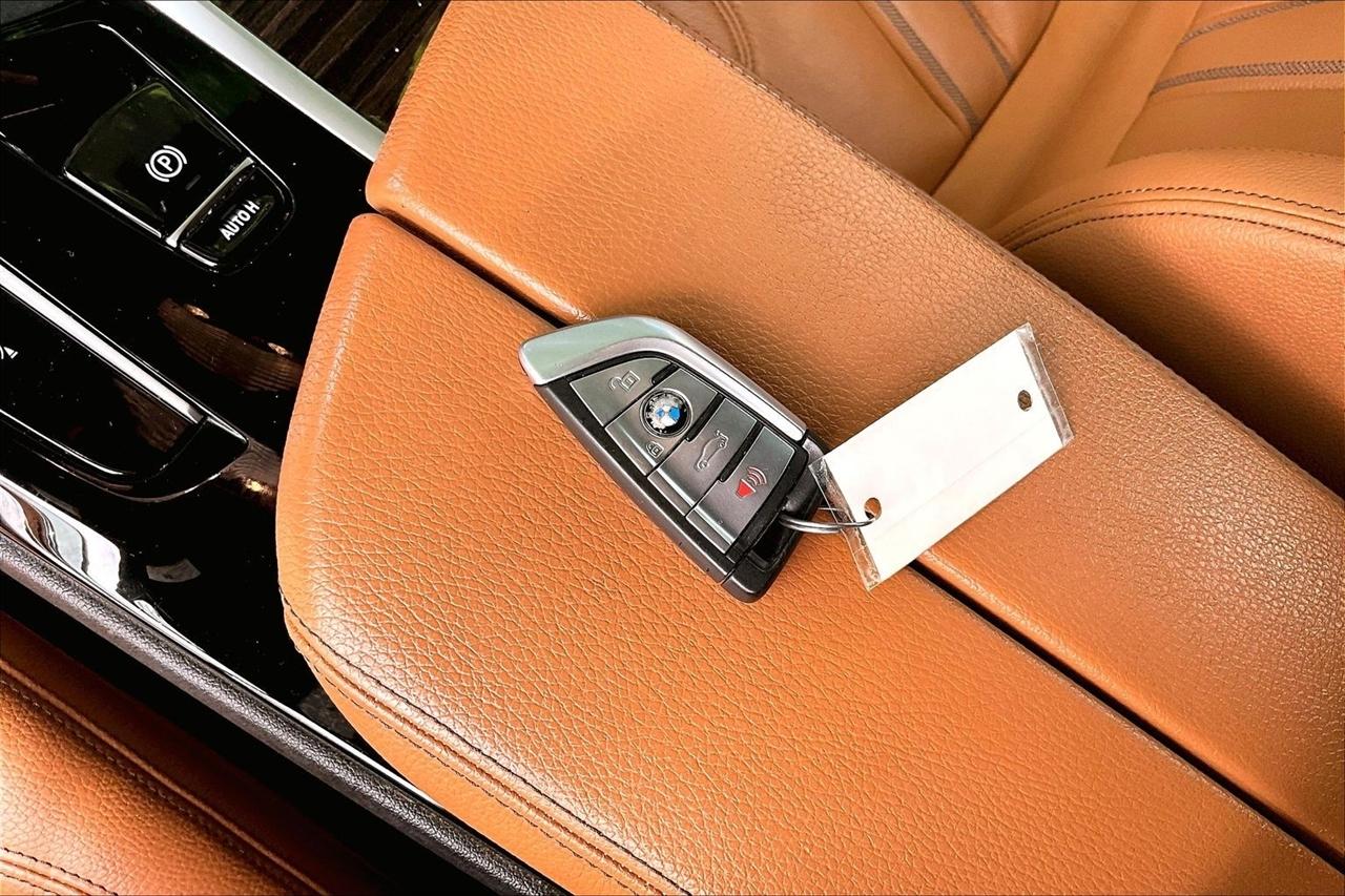 BMW 5-Series 540i 2021