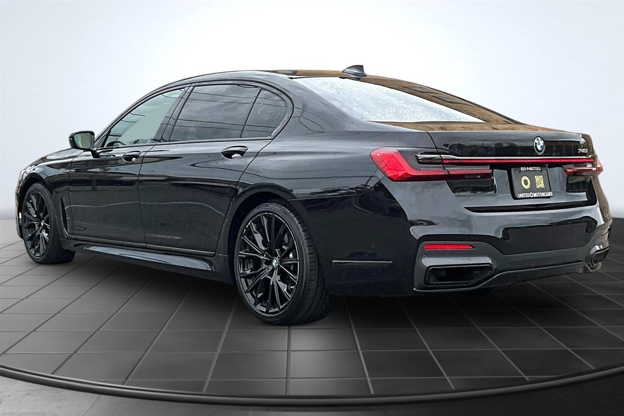 BMW 7-Series 740i 2022
