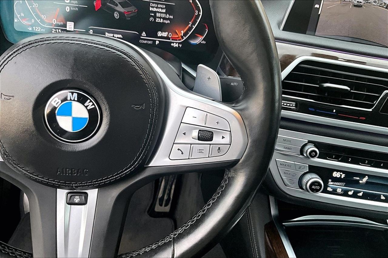 BMW 7-Series 740i 2022