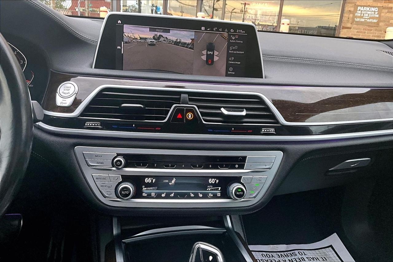 BMW 7-Series 740i 2022