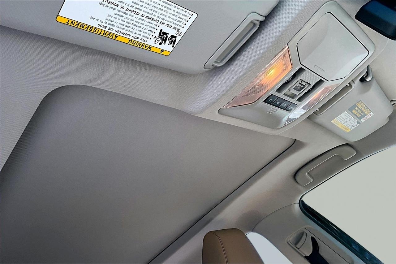 Toyota RAV4 Limited AWD 2019