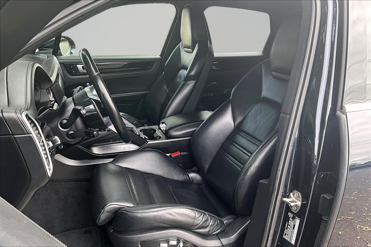 Porsche Cayenne S 2021