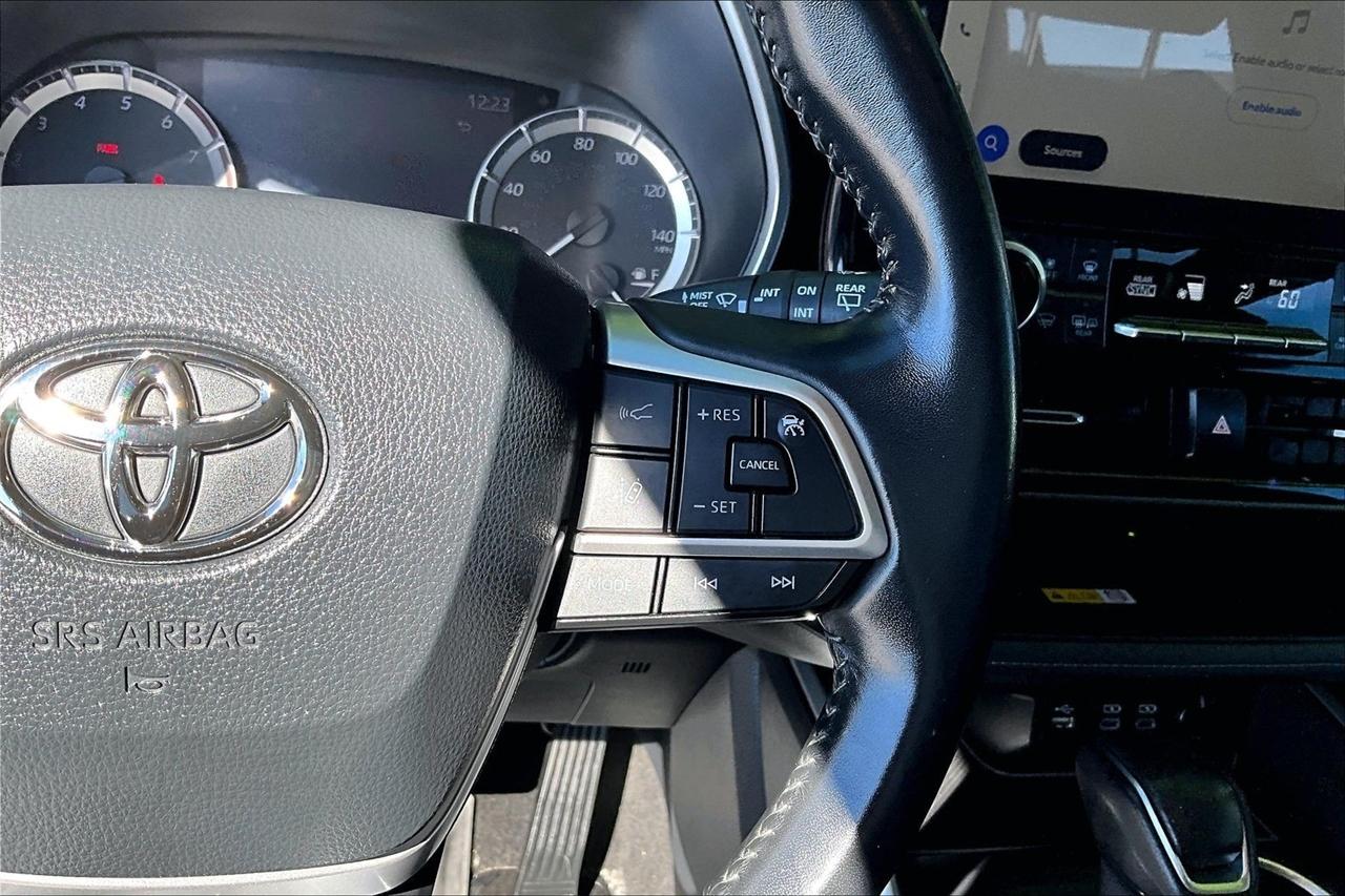 Toyota Highlander Others 2023