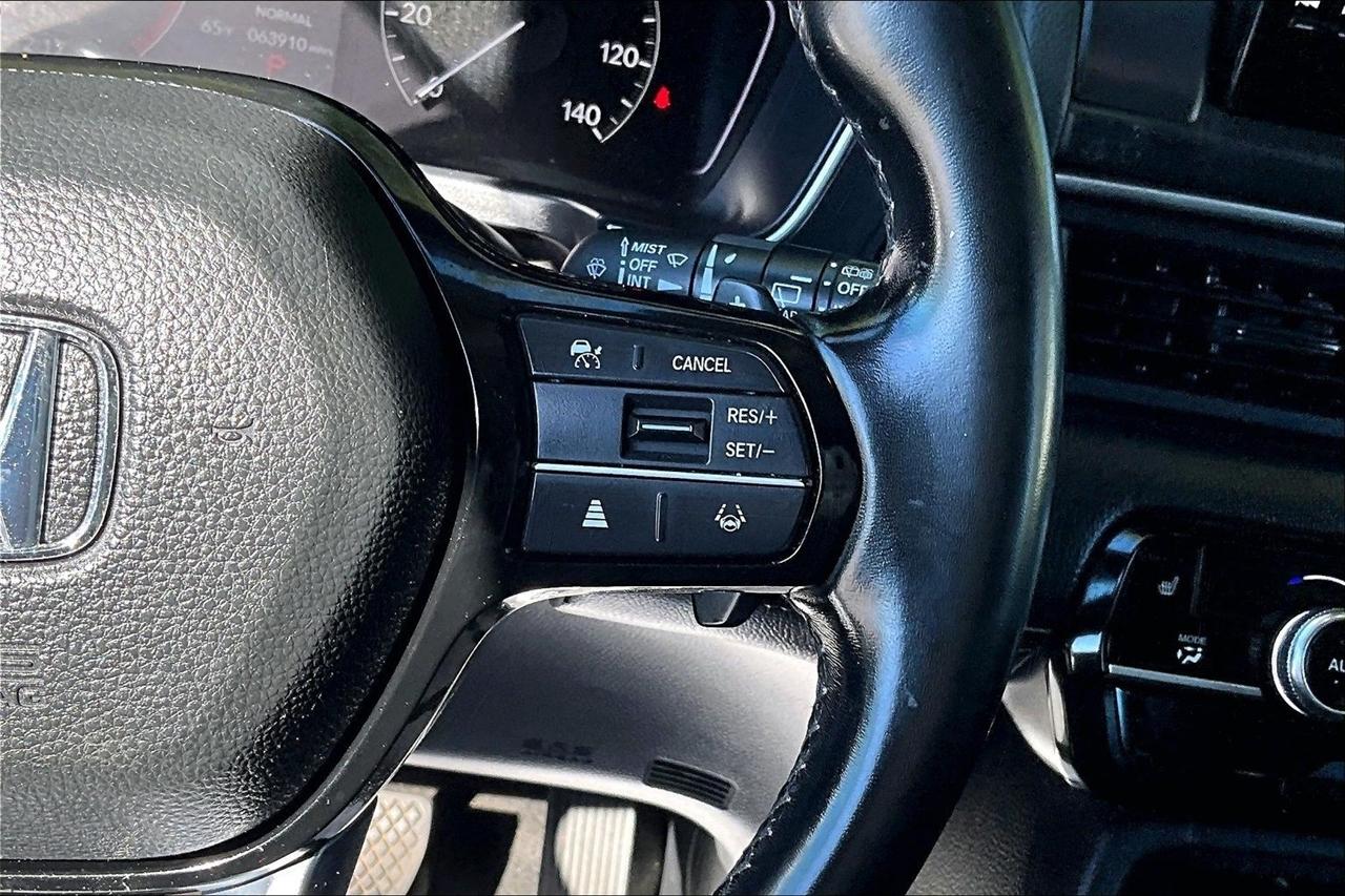 Honda Pilot Touring AWD 2025
