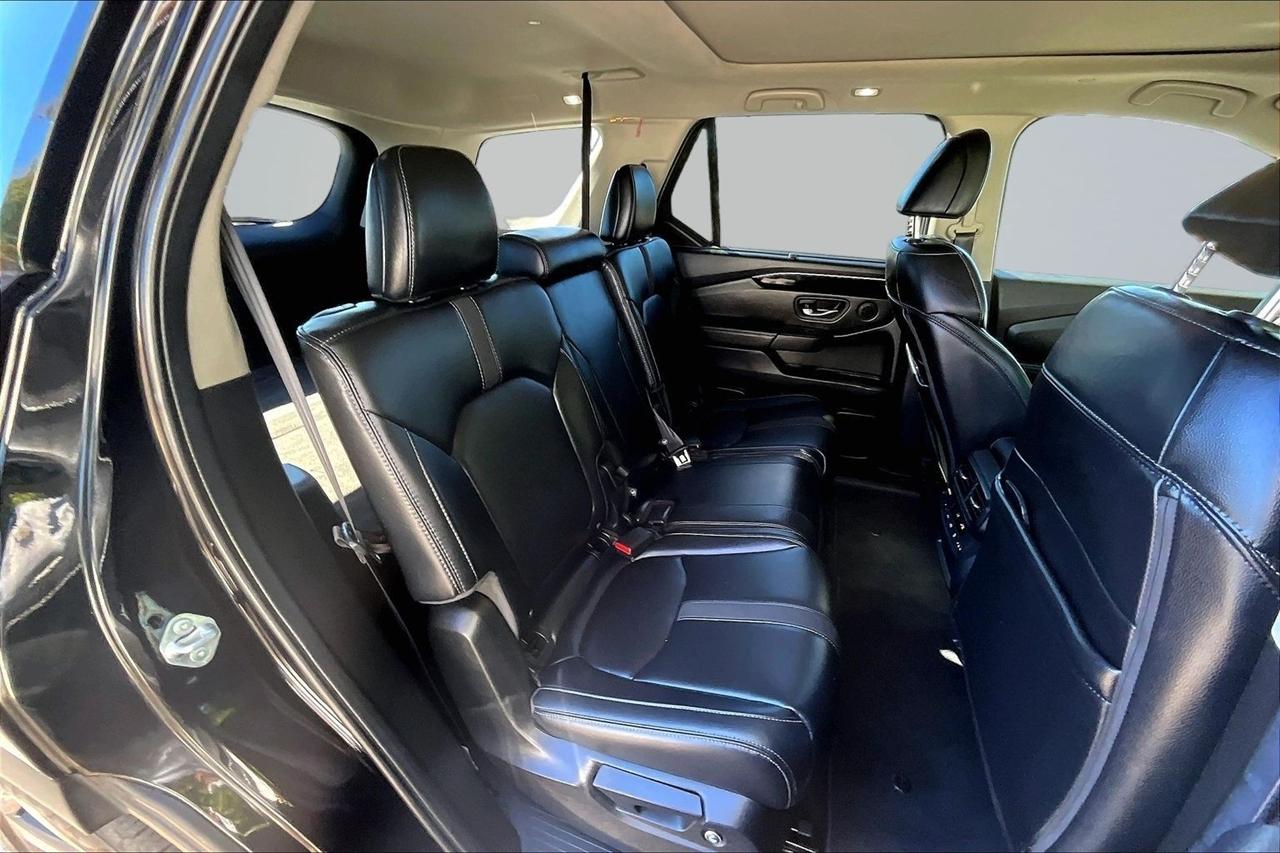 Honda Pilot Touring AWD 2025