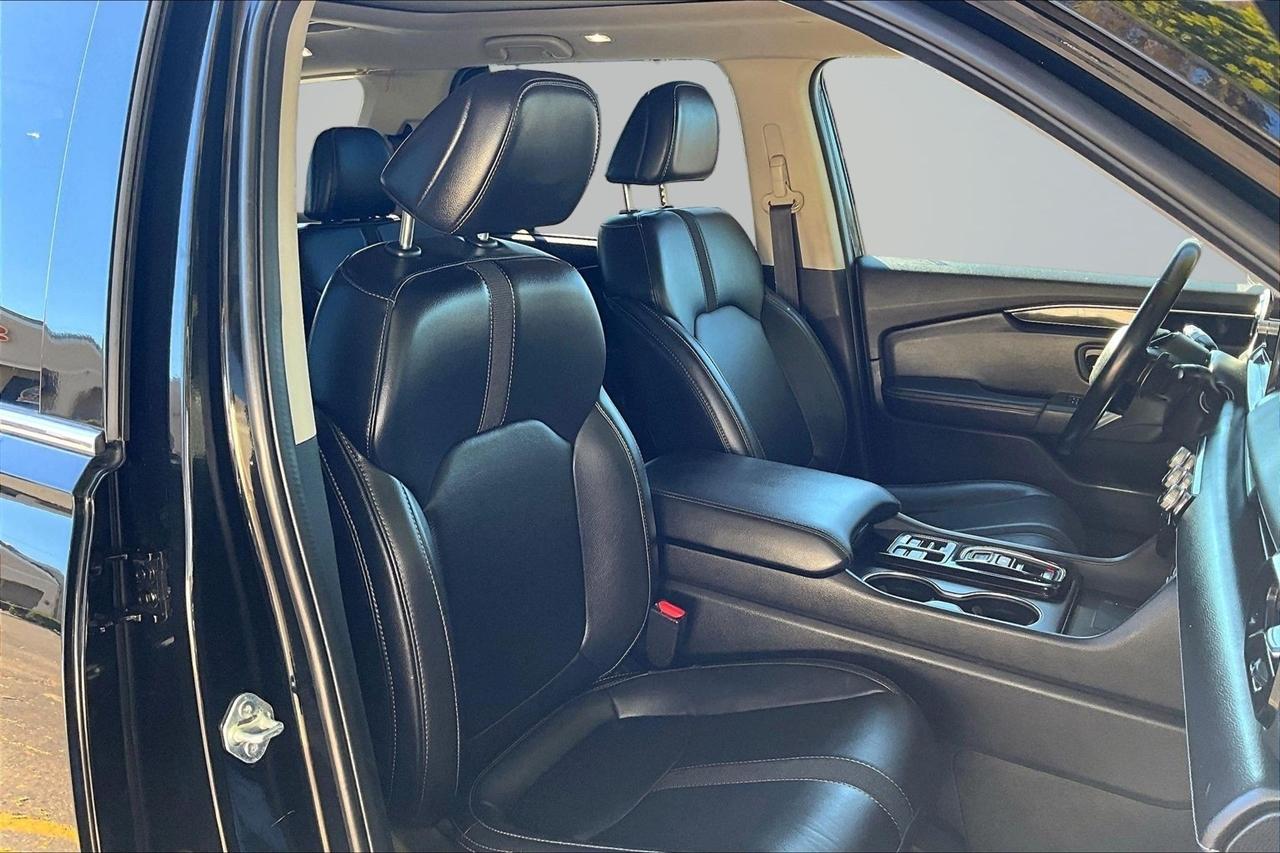 Honda Pilot Touring AWD 2025