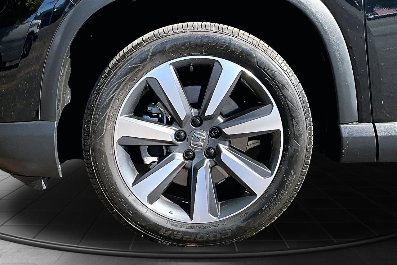Honda Pilot Touring AWD 2025
