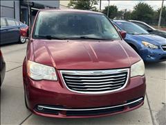 2014 Chrysler Town & Country 