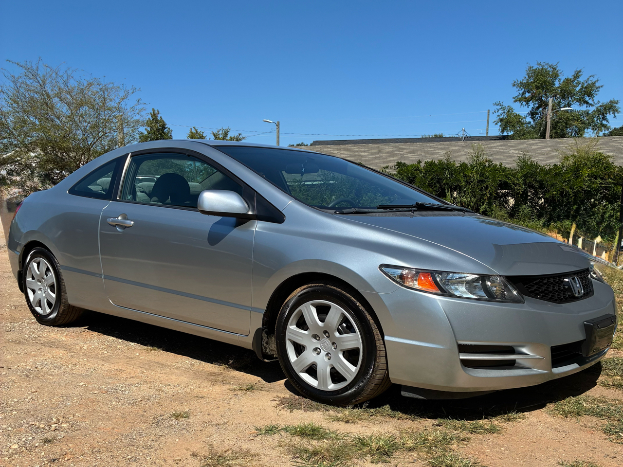 Honda Civic 2dr Cpe LX Auto w/Side Airbags 2010