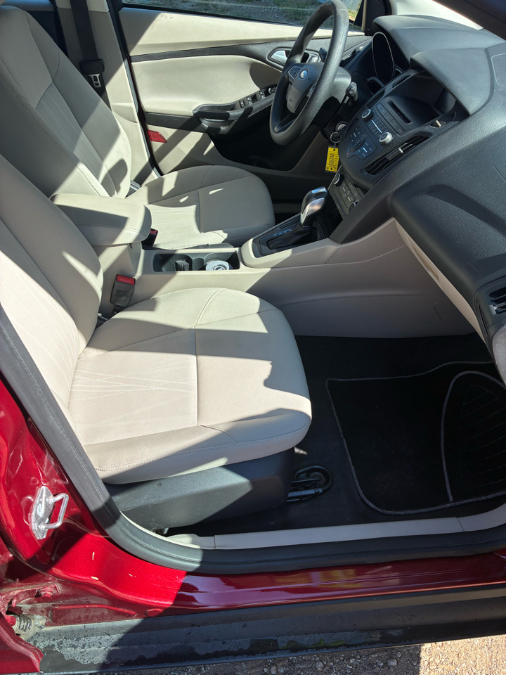 Ford Focus SE Hatch 2016