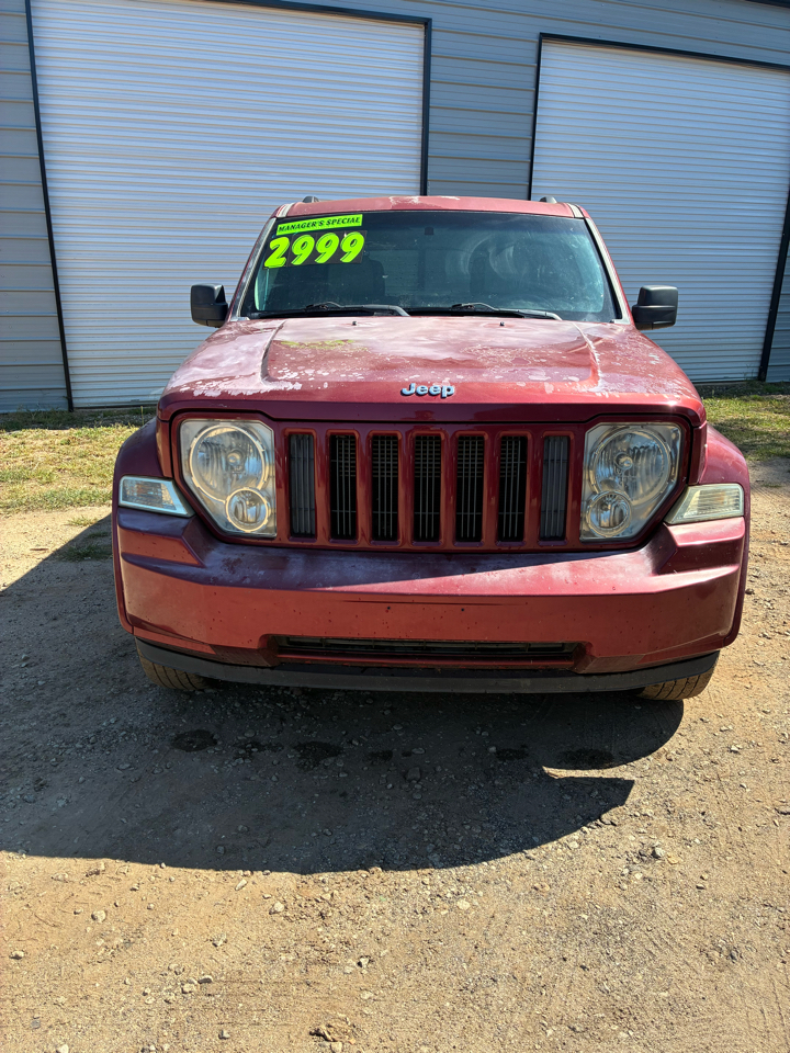 Jeep Liberty Sport 2WD 2011