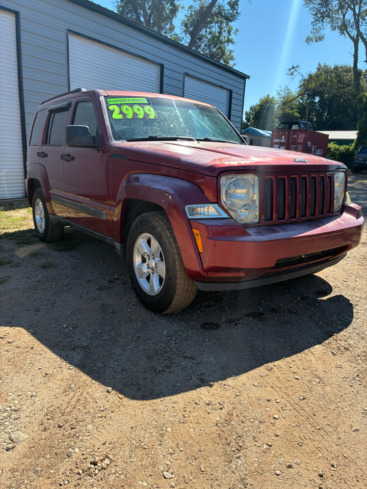Jeep Liberty Sport 2WD 2011