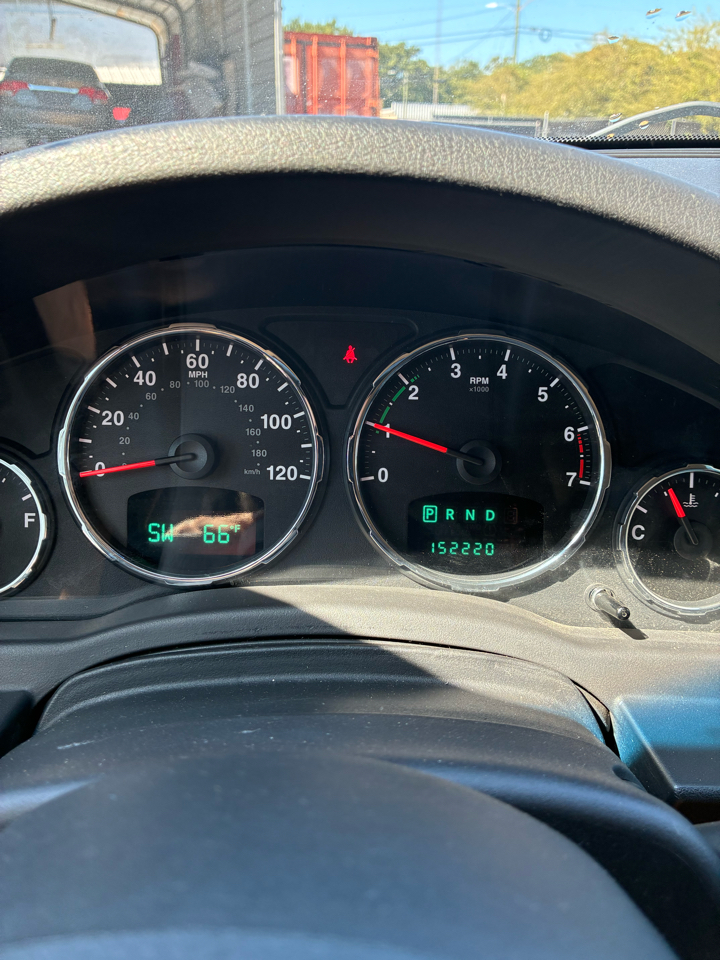 Jeep Liberty Sport 2WD 2011