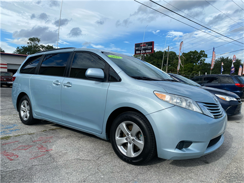 2015 Toyota Sienna LE FWD 8-Passenger V6