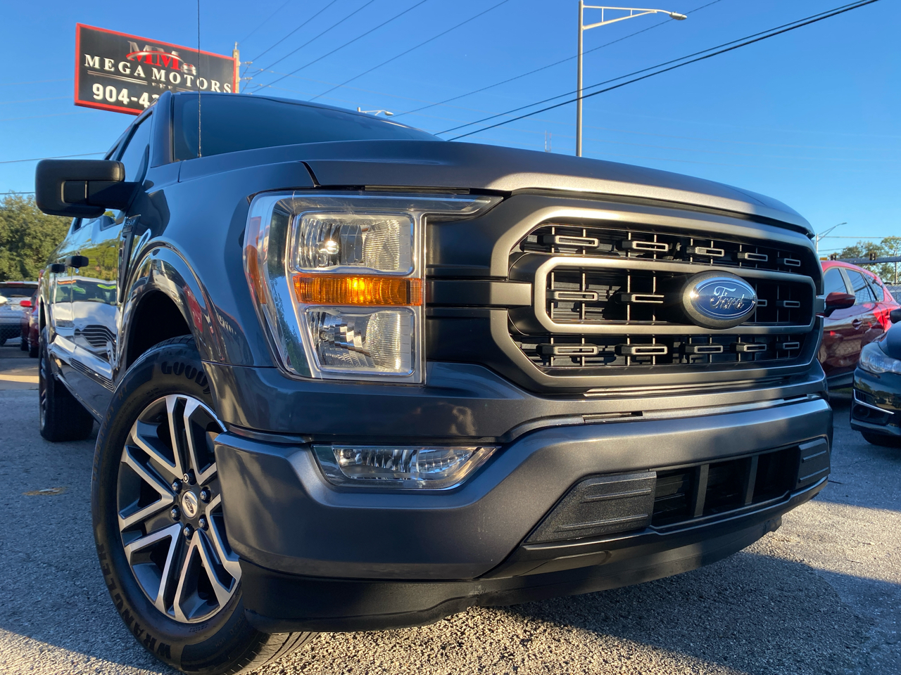 2021 Ford F-150 2WD SuperCab 145" XL