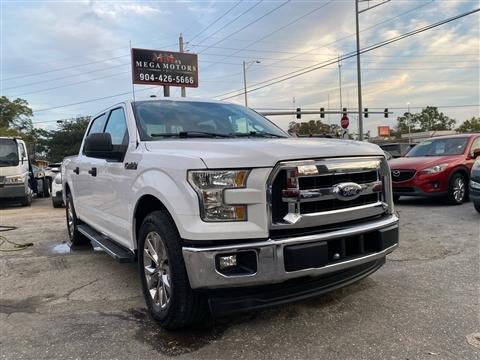 2017 Ford F-150 2WD Supercab 133" XLT