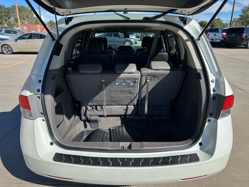2014 Honda Odyssey EX-L photo 9