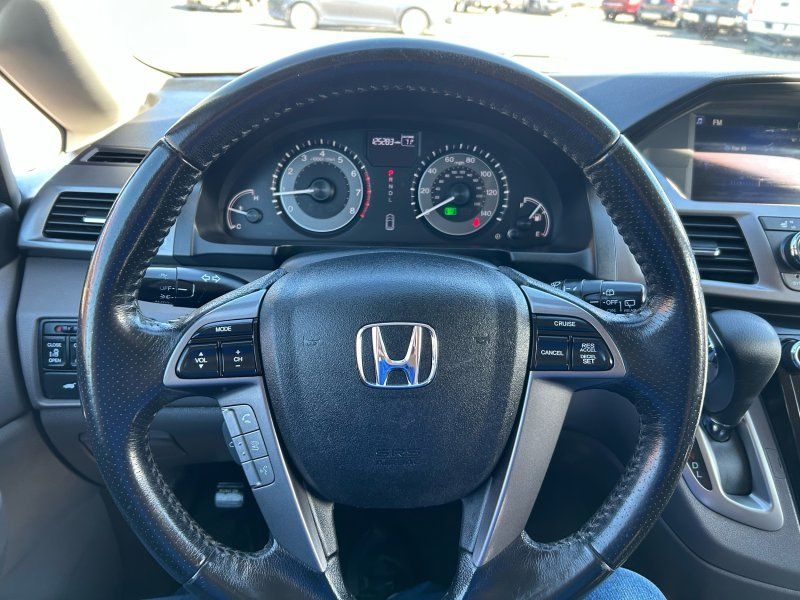 2014 Honda Odyssey EX-L photo 18