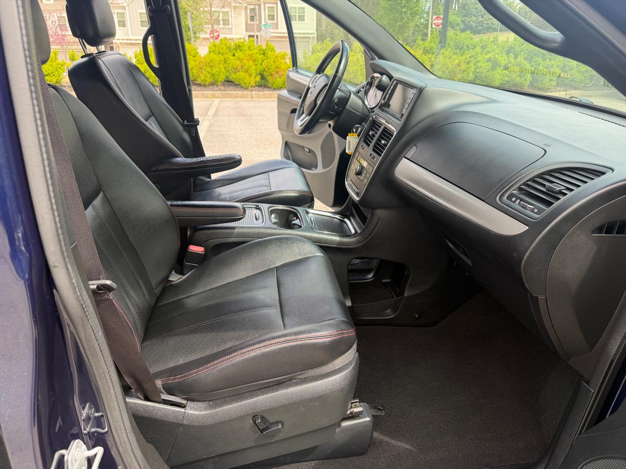 Dodge Grand Caravan GT 2017